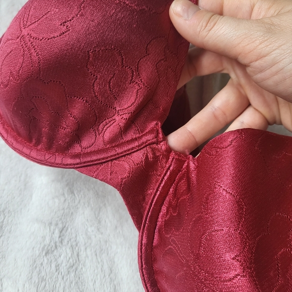 Vanity Fair bra red under wire size 38C - Picture 3 of 10